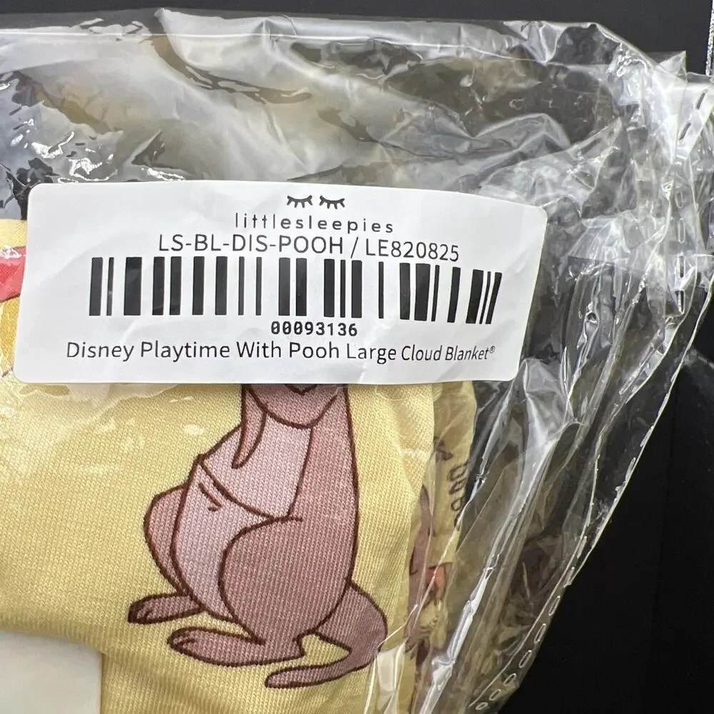 Little Sleepies Disney Winnie the Pooh Tigger Piglet Yellow Large Cloud Blanket